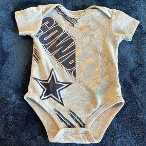 Dallas cowboys onesie 12m